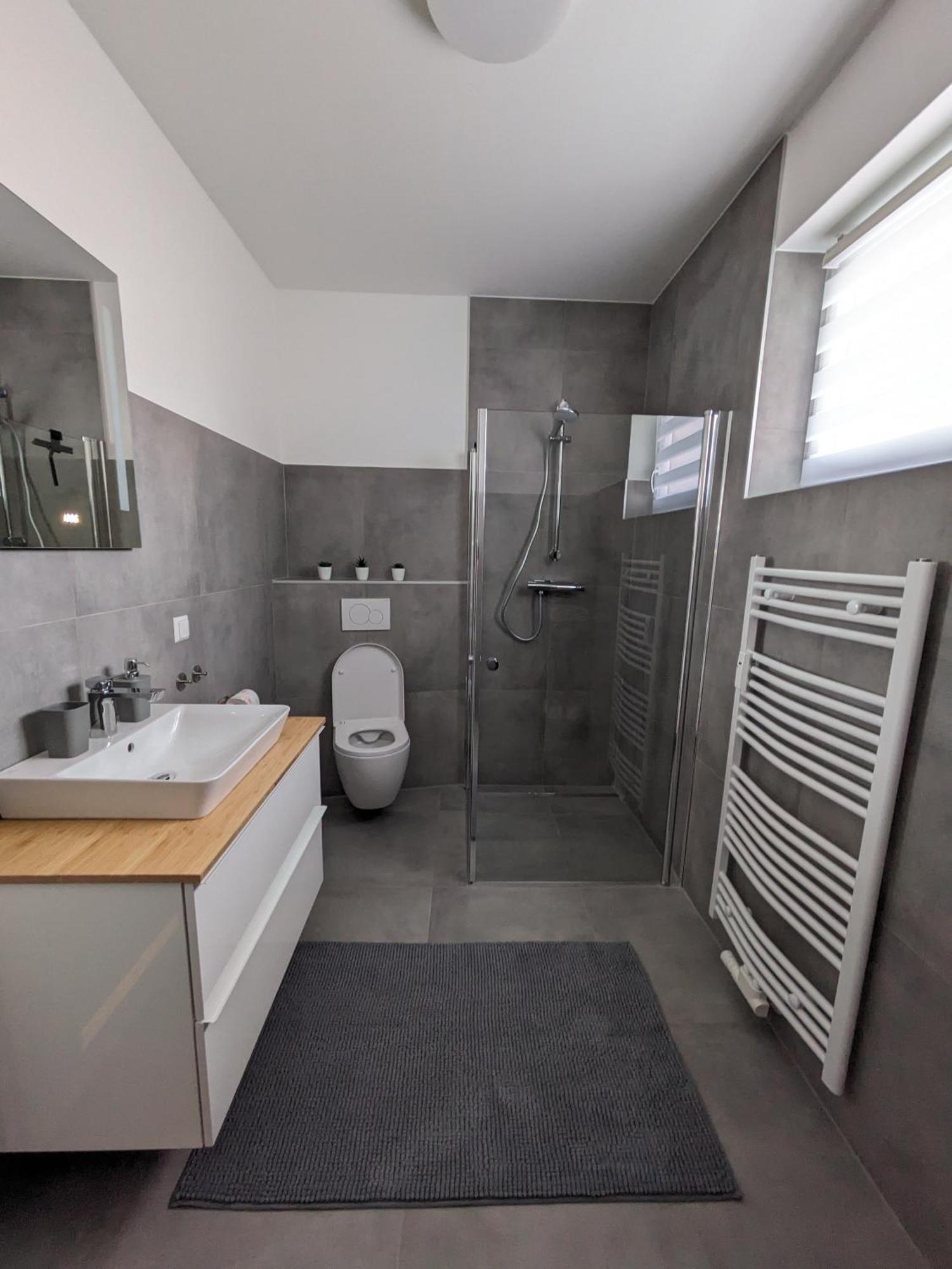 Charmante Ferienwohnung In Villach Eksteriør billede